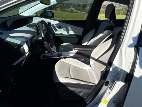 ETA-06-2026 : 2017 TOYOTA PRIUS PRIME ADVANCED TECHNOLOGY
