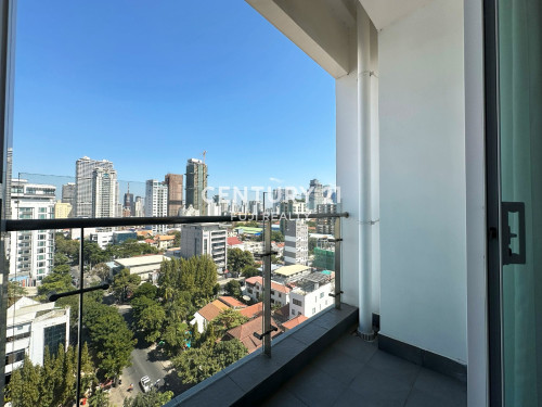 For Rent: J-Tower 1 Specious Modern Studio Unit on Higher Floor