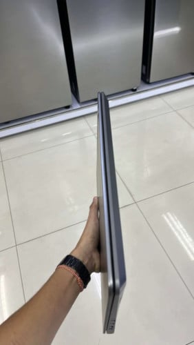 For sale have only 1 change SSD so fast