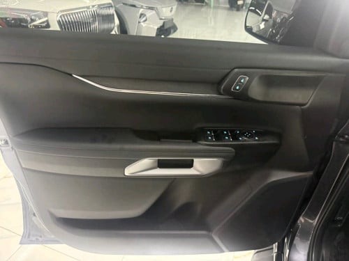 Ford Everest Sport 2025 ស៊ីនមួយជុំ ទើប9000kmជាង