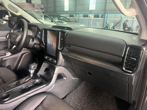 Ford Everest Sport 2025 ស៊ីនមួយជុំ ទើប9000kmជាង