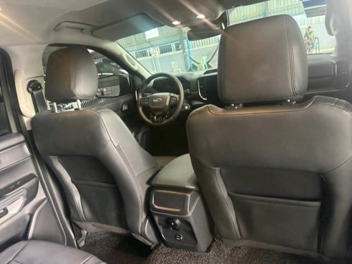 Ford Everest Sport 2025 ស៊ីនមួយជុំ ទើប9000kmជាង