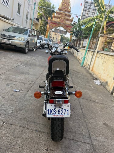 Honda rebel