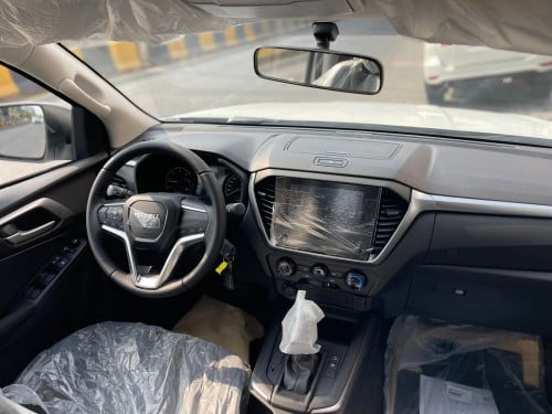Isuzu D.nax Deluxe 2026 ថ្មី100%