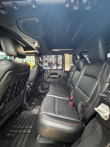 Jeep Rubicon 2021 (Sky One Touch)