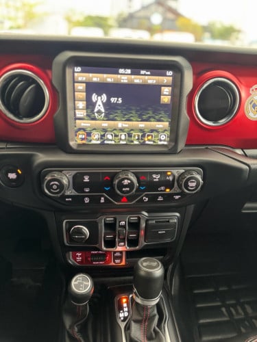 Jeep Rubicon 2021 (Sky One Touch)