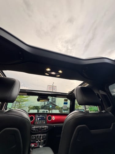 Jeep Rubicon 2021 (Sky One Touch)