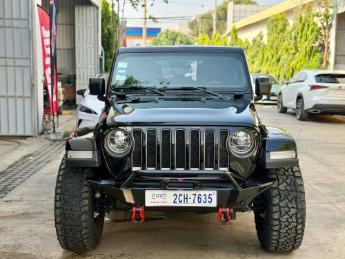 Jeep Wrangler Sahara 2018 Full