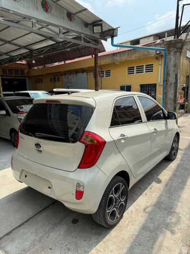 Kia morning 2012 smart key ទឹកដោះគោ ឡានស្អាត អត់បុកប៉ះ អត់ច្រេះ បង់រំលស់ងាយៗ ២៥ ខេត្ត