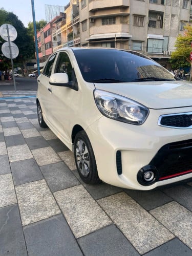 Kia morning ឆ្នាំ2016 full option F sport