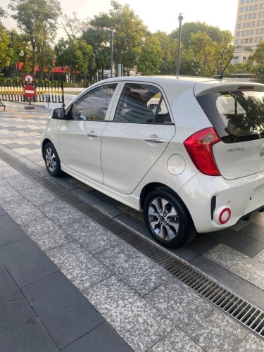 Kia morning ឆ្នាំ2016 full option F sport