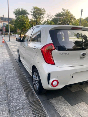 Kia morning ឆ្នាំ2016 full option F sport
