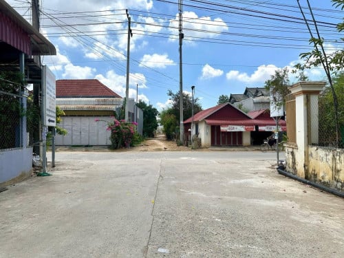 Land For Sale or Rent