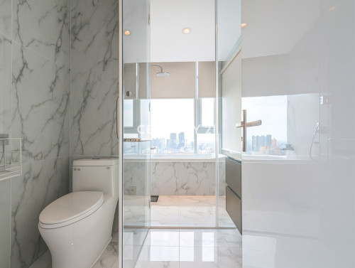Luxury Corner 2-Bedroom Condo for Rent at J Tower 2 BKK1 Phnom Penh