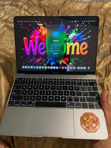 MacBook Retina 12inch 2017 core m3 ល្មមប្រើការងារការិយាល័យ ងាយស្រួលដាក់តាមខ្លួន កាន់ទៅញាំកាហ្វេស្រួល