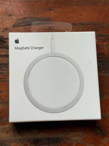 MagSafe Apple