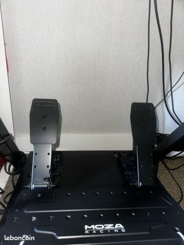 Moza R5 + SRP Lite pedals