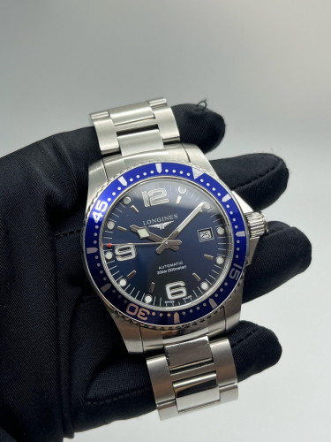 Original Longines Hydroconquest Pre-owned