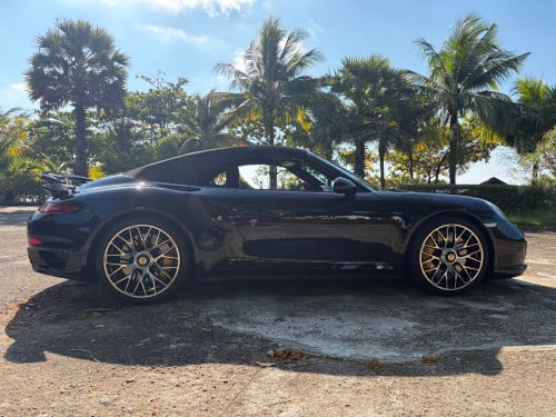 Rare Porsche 911 Turbo S (991.1) Cabriolet - only 46000kms - US report Carfax available