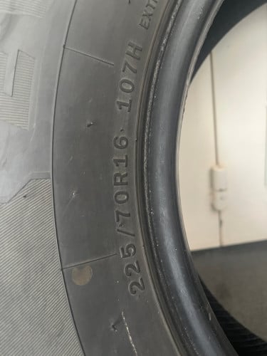 Sell tyres secondhand