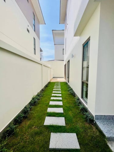 TM Villa វីឡាភ្លោះ ម៉ូដឺនគម្រោង Eco Poli  1