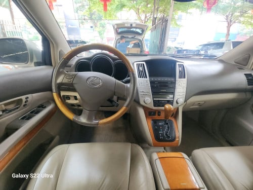 TOYOTA HIGHLANDER 2012
