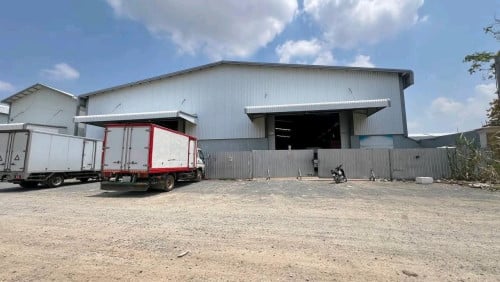Warehouse 2500m2 Khmounh Sensok for rent
