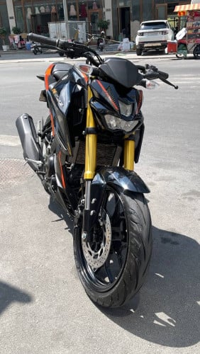 Yamaha M slaz