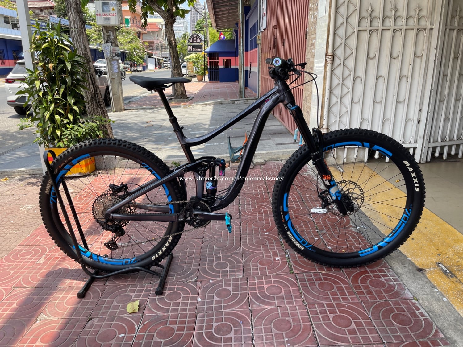 Giant Reign 29 1 | Rower enduro 29 | FOX 38 |