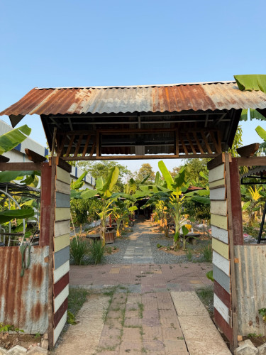 ទីតាំងសម្រាប់ជួល (ហាងគុយទាវ កាហ្វេ) ទីក្រុងតាខ្មៅ