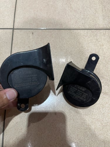 សុីភ្លេខ្យង
