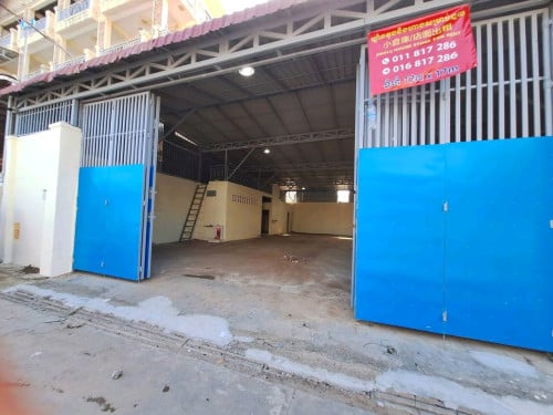 ឃ្លាំងជួល ទីតាំងល្អ នៅឬស្សីកែវ