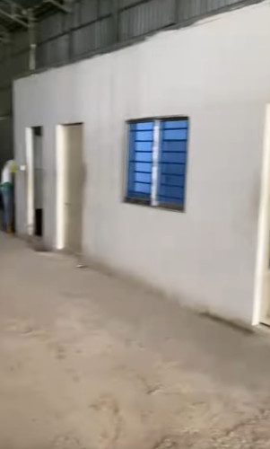 ឃ្លាំង