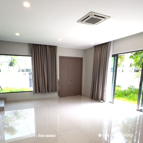 [ ផ្ទះវីឡាកែង ក្នុងបុរីចន្ទគិរី សម្រាប់ជួល ]