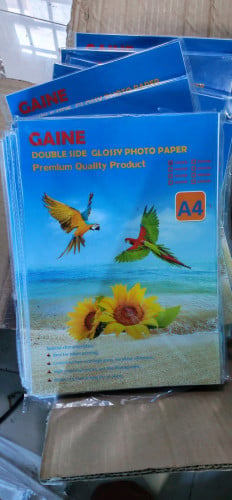 ក្រដាស់ sticker នឹង glossy