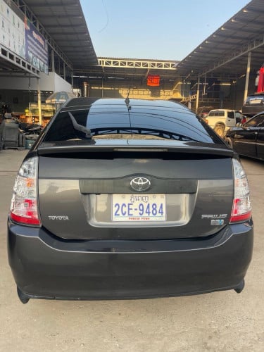 រថយន្តល្អ