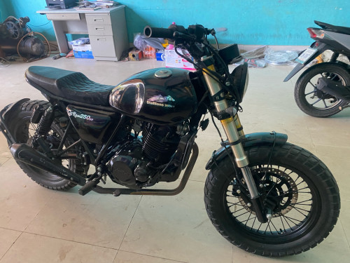 តូម៉ូស្អាតនៅសានុំ