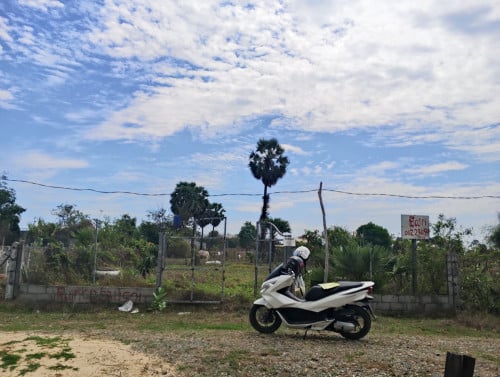 ដីលក់បន្ទាន់ ជិតផ្លូវ42