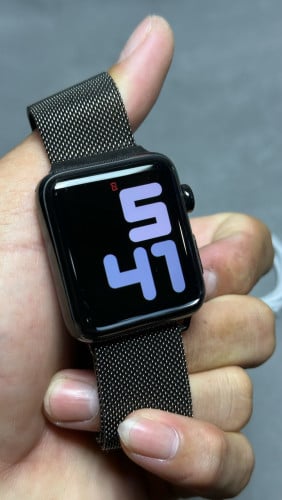 ចង់លក់apple watch series 3 42mm Stainless Steel