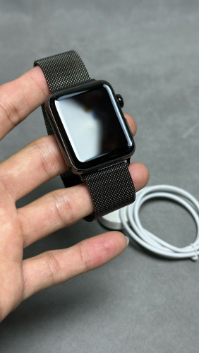 ចង់លក់apple watch series 3 42mm Stainless Steel