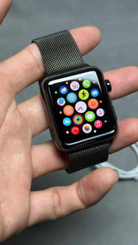 ចង់លក់apple watch series 3 42mm Stainless Steel