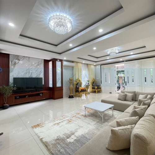 វីឡាឃ្វីនសម្រាប់ជួល | Queen Villa For Rent