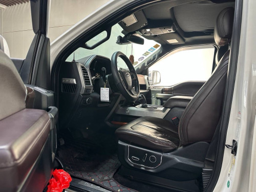 🎉Ford F150 Platinum មួយទឹកចរចាបាន