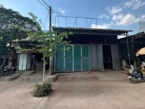 🏦House Available for Urgent Sale at a Special Price (Negotiable).