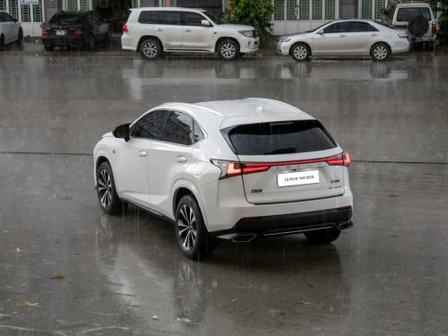 Lexus NX300t 2018 F-Sport (original) Full Option  ឡាន ស្អាត ថ្មី តម្លៃពិសេស $39900 ចចារ