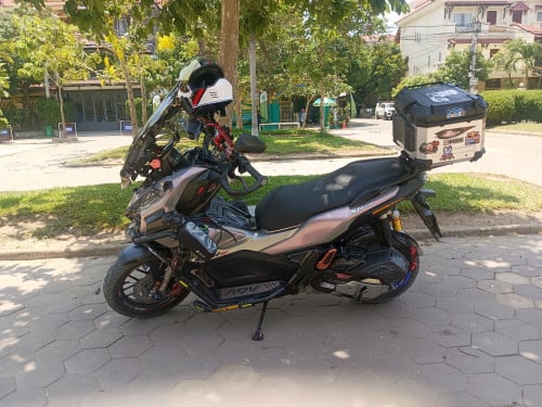 ADV150 2020