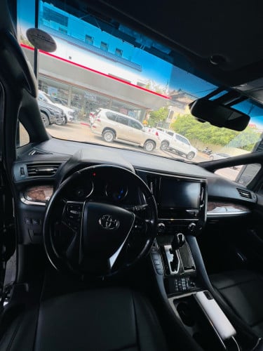 Alphard 2018 up 2026