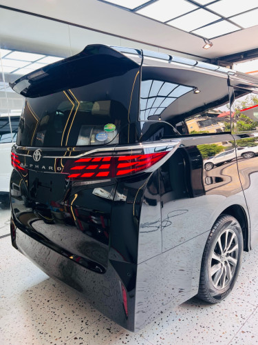 Alphard 2018 up 2026