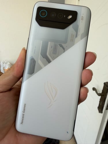 ASUS ROG 7