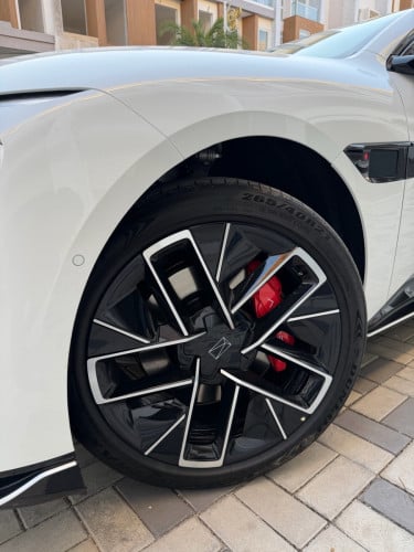 Avatr 12 Master AWD 2026 705km